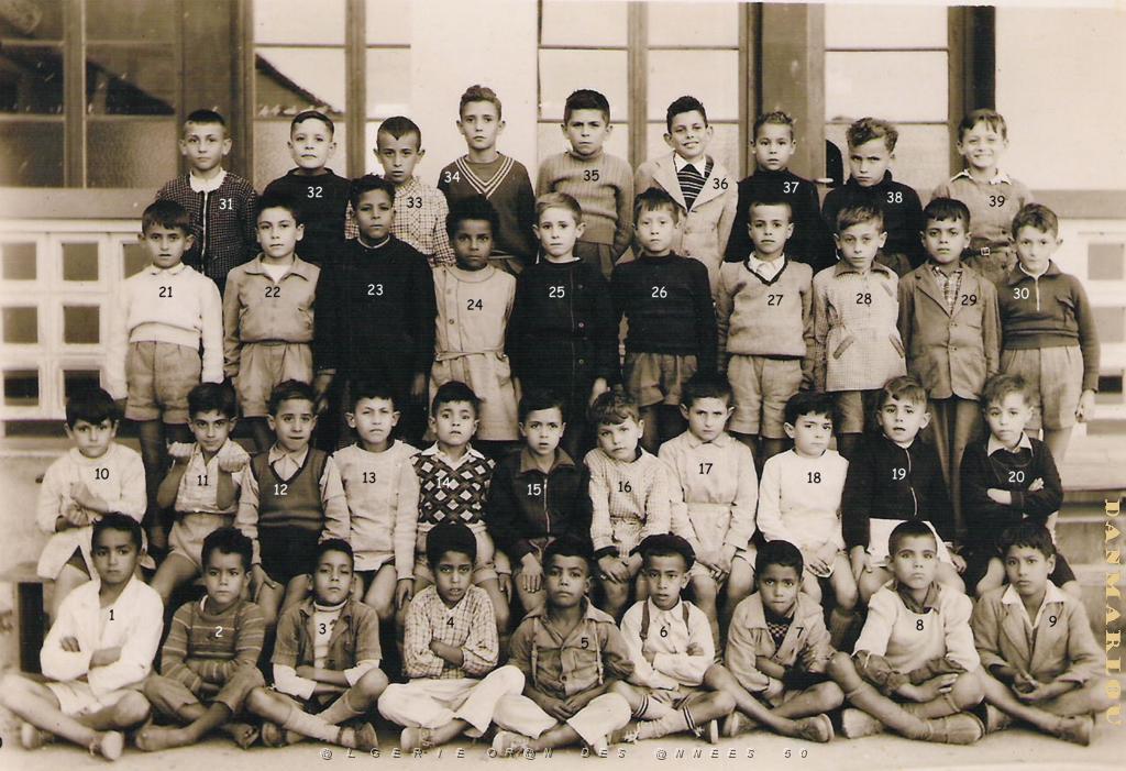 ECOLE MARAVAL GARCONS 1952 CP N03.JPG